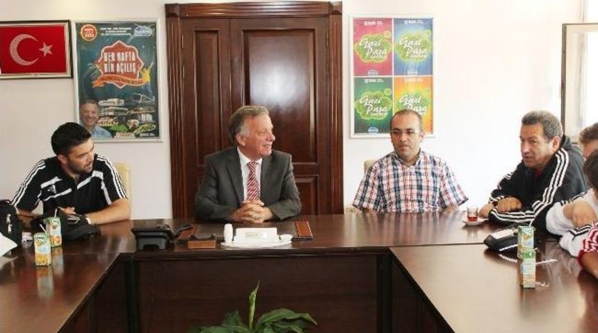 Başkan Ko&ccedil;al &Ouml;zel Sporcuları Konuk Etti