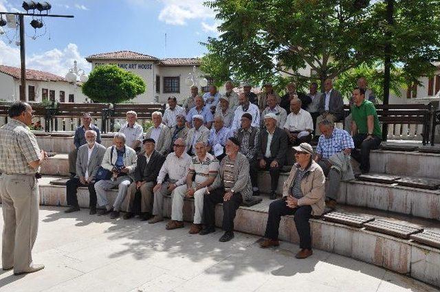 Kırıkkale&rsquo;de Yaşayan Yaşlıları Konya&rsquo;yı Gezdi 1