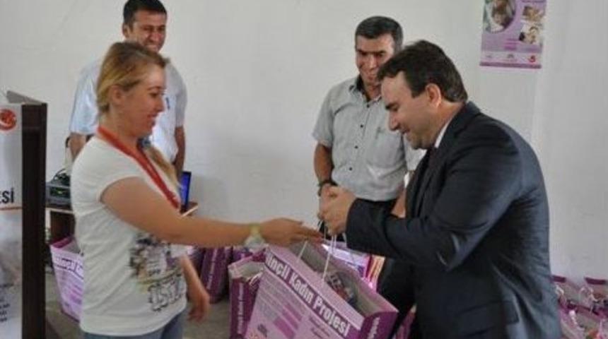 'bilin&ccedil;li Kadın' Projesi &Ouml;d&uuml;l T&ouml;reni Ger&ccedil;ekleşti