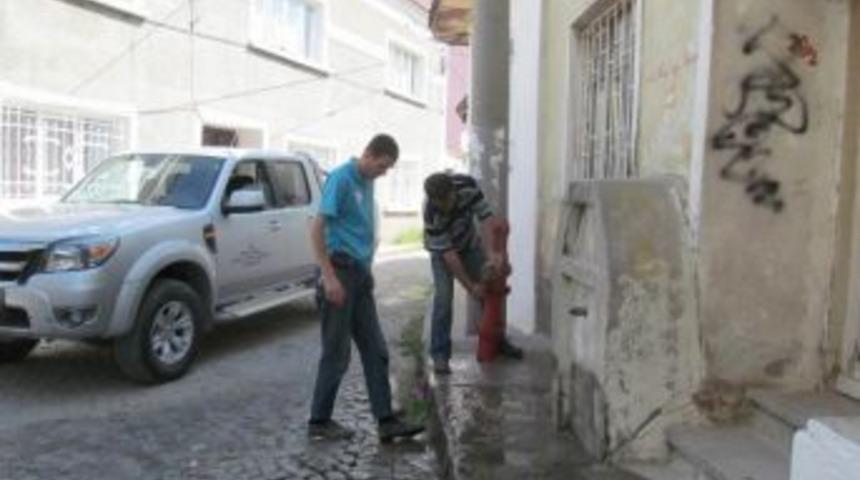 Edremit'te İtfaiye Yangın Vanalarını Kontrolden Ge&ccedil;irdi