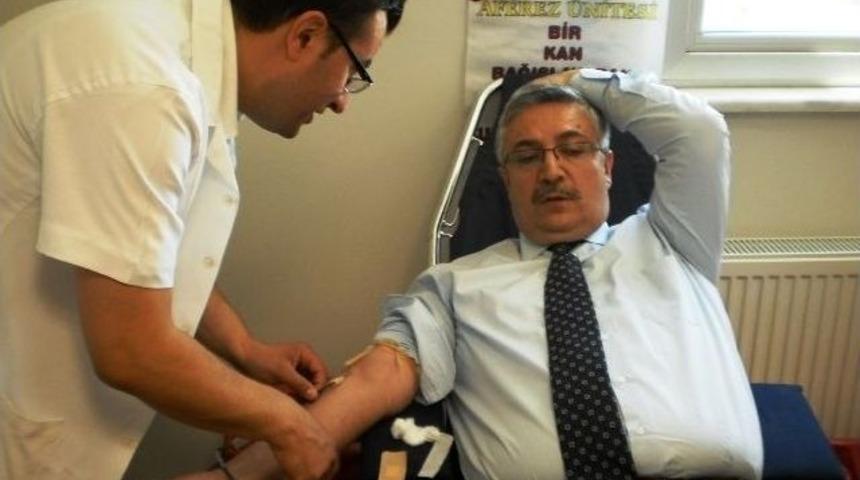 Bir Kan Bağışlayarak Bir Hayat Da Siz Kurtarabilirsiniz