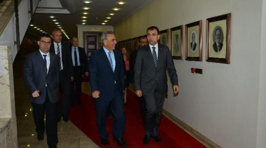 Vali Toprak, Başkan Kocaoğlu'nu Ziyaret Etti