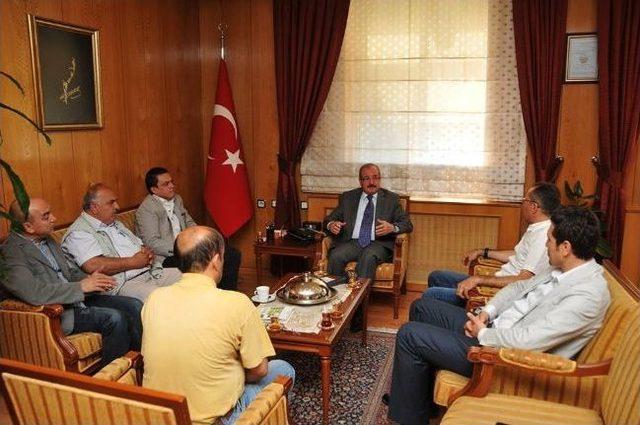 Gazeteciler Cemiyeti Vali Kocatepe&rsquo;yi Ziyaret Etti 1