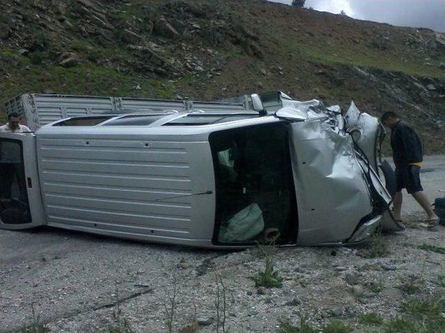 Sakaltutan&rsquo;da Feci Kaza: 6 Yaralı 2