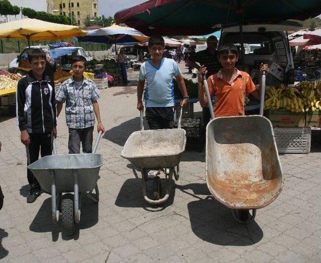 Bu Çocuklar İçin Okul Bitti, Çalışma Mesaisi Başladı