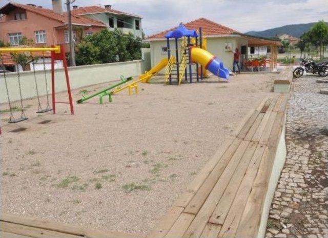 Yenice’de İsmail Kaya Parkı Hizmete Açıldı