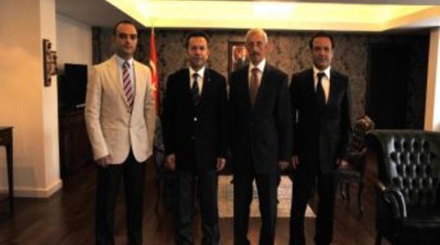 2. El Otomobilciler Derneği&rsquo;nden Vali Aksoy&rsquo;a Ziyaret