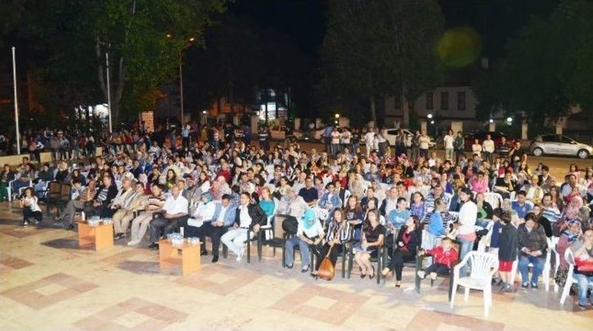 Bilecik Belediyesi&rsquo;nden M&uuml;zik Ş&ouml;leni Ve Sertifika T&ouml;reni