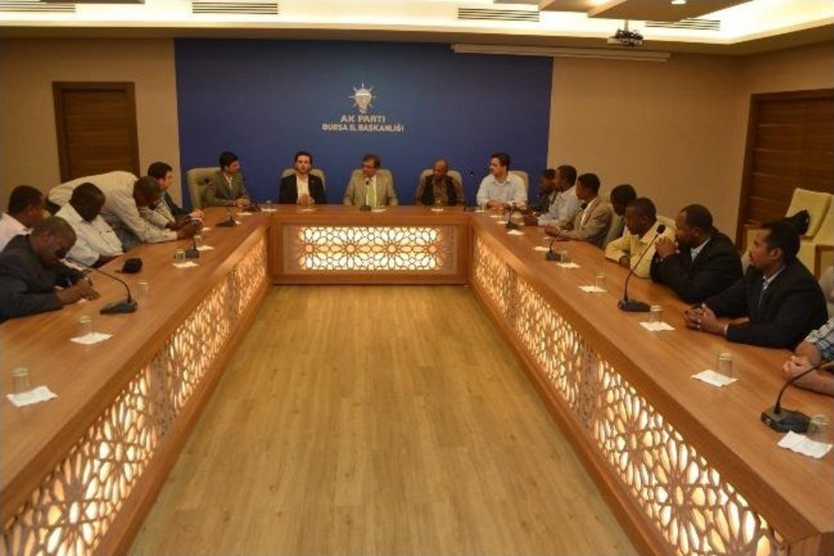 Kuzey Sudan Milli Kongre Partisi Gen&ccedil;lik Kolları Ak Parti Bursa İl Başkanlığı&rsquo;nı Ziyaret Etti