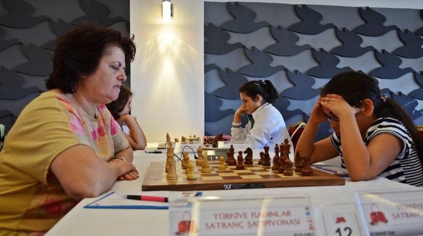 5. Kadınlar Satran&ccedil; Şampiyonası Gaziantep&rsquo;te Başladı