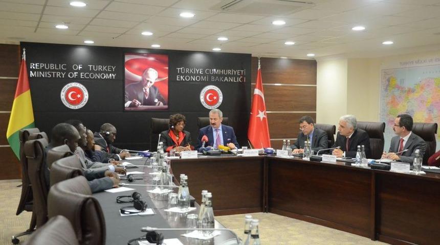 Ekonomi Bakanı: Faiz, Lobi Y&uuml;z&uuml;nden Y&uuml;zde 2,5'a D&uuml;şmedi