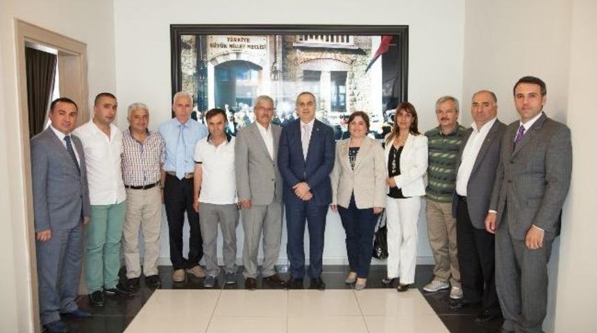 M&uuml;teahhitler Destek İstedi