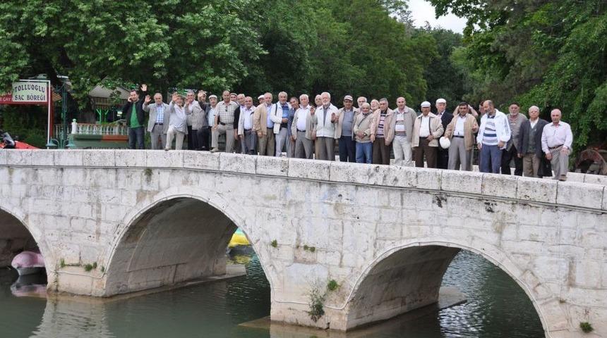 Yaşlılar I&ccedil;in Konya Gezisi D&uuml;zenlendi