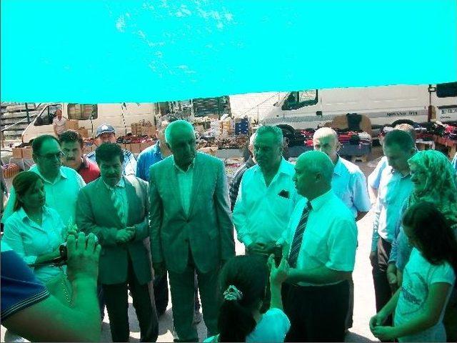 &lsquo;iyi Tarım Uygulamarı&rsquo; İle İlgili &Uuml;r&uuml;nler Pazarda Satışa Sunuldu 2