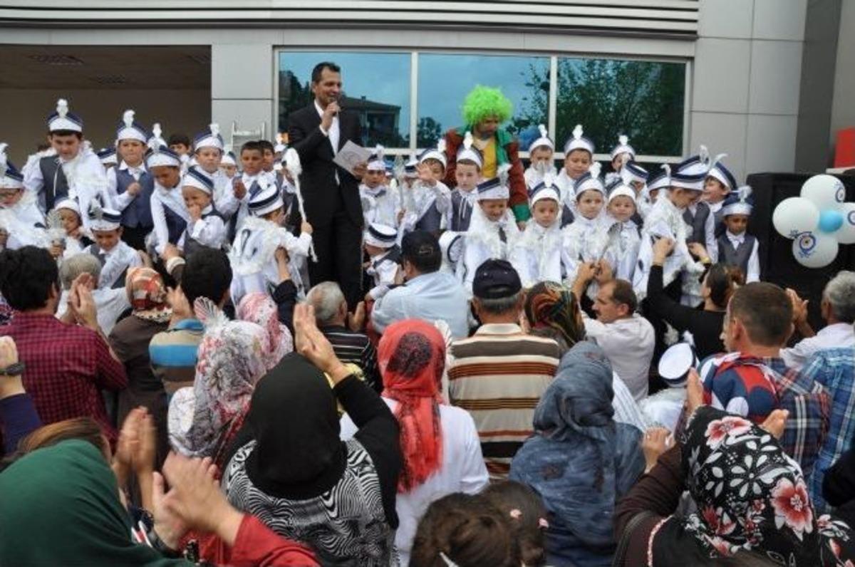 Geleneksel S&uuml;nnet Ş&ouml;leni 10 Yılı Geride Bıraktı