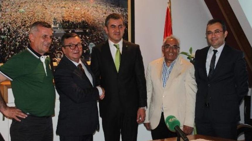 Erkan K&ouml;r&uuml;stan Mazbatasını Aldı