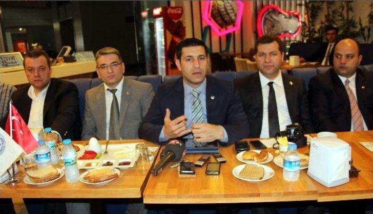 Balıkesir Ticaret Odası Yönetimi Basınla Buluştu G2