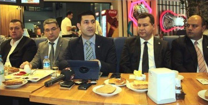 Balıkesir Ticaret Odası Yönetimi Basınla Buluştu G4