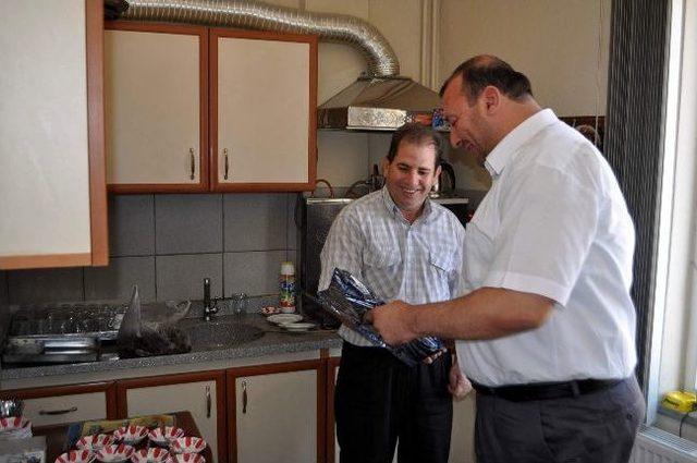 Başkandan Personeline babalar Günü Sürprizi 1