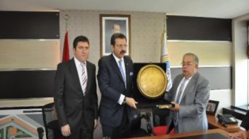 Tobb Başkanı Hisarcıklıoğlu Kayseri Ticaret Borsasını Ziyaret Etti