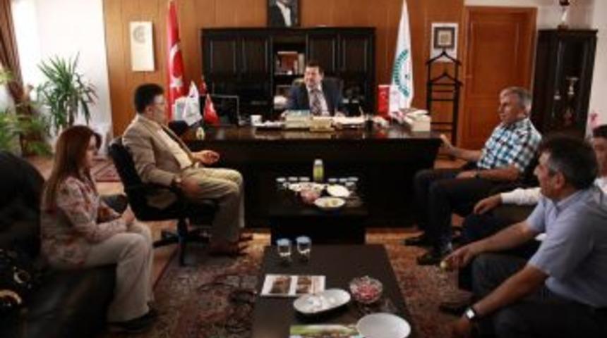 M&uuml;siad&rsquo;ın ziyaret temposu devam ediyor