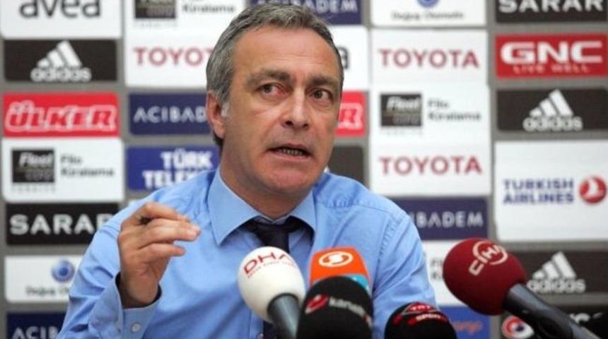 &Ouml;nder &Ouml;zen: "teknik Direkt&ouml;r&uuml;m&uuml;z Her Şeyi Başarma Potansiyeli Olan Biri Olacak"