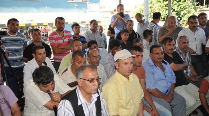 Vali Yılmaz Ağa Mahallesinde Halk İle Bir Araya Geldi