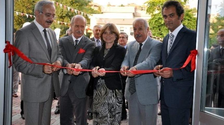 6. &Uuml;niversiteler Arası Avrupa Masa Tenisi Şampiyonası Başladı