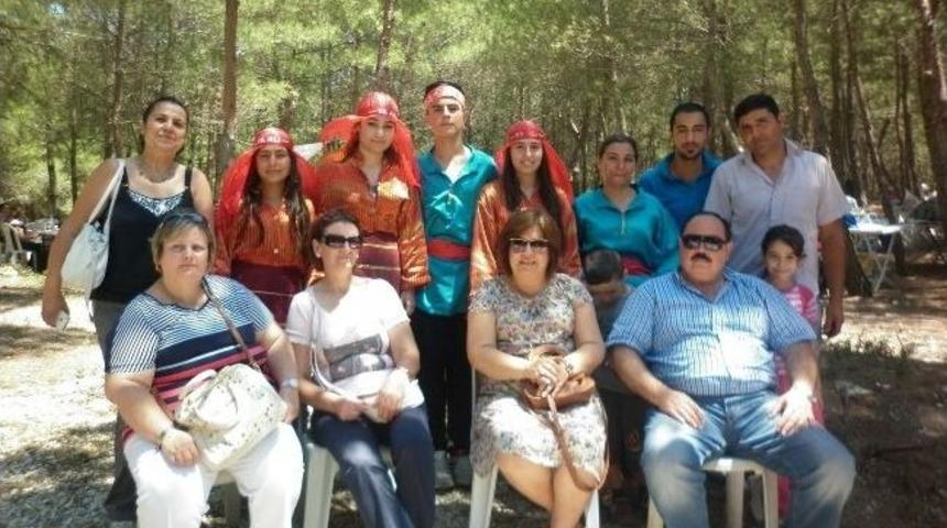 2. Geleneksel Samutbaba T&ouml;renine Kızılay Urla Şubesi De Katıldı