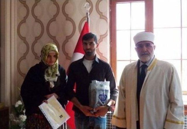 Gürcistan Uyruklu Tinati Amarova, İslam Dinini Seçti 2