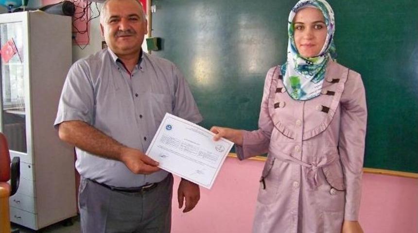 Sungurlu&rsquo;da Osmanlıca Kursuna Başarıyla Bitirenlere Sertifika