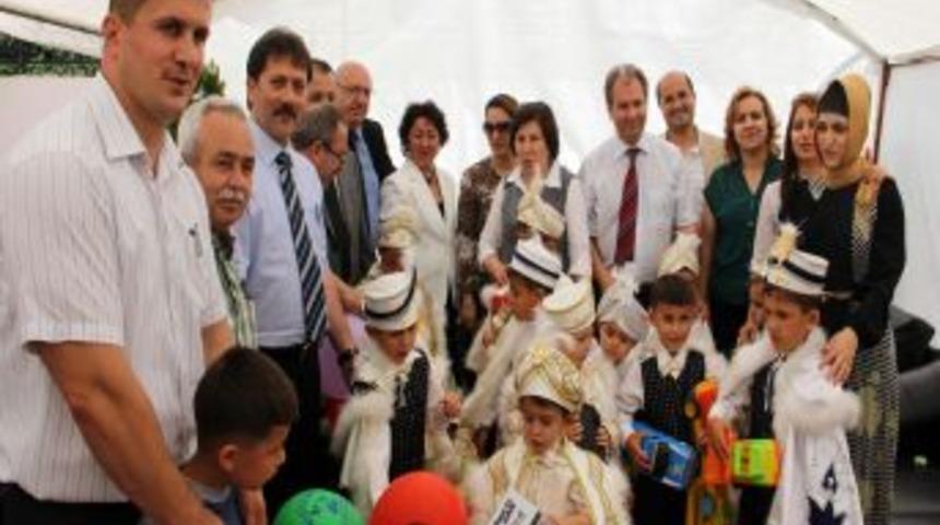 Kimsesiz &Ccedil;ocuklar I&ccedil;in S&uuml;nnet Ş&ouml;leni D&uuml;zenlendi