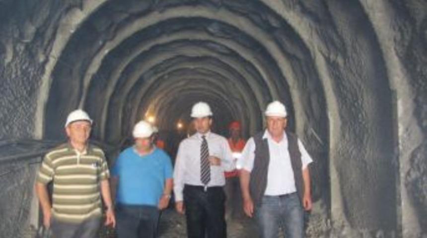 Kaymakam Kalkar, Akalan Barajı'nda Incelemelerde Bulundu