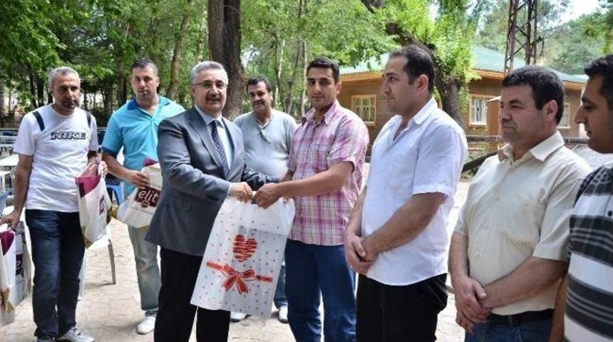 &Ccedil;alışanlar Piknikte Buluşuyor