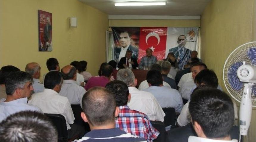 &Ccedil;aycuma&rsquo;da Ak Parti Geniş Katılımlı Toplantı Yaptı