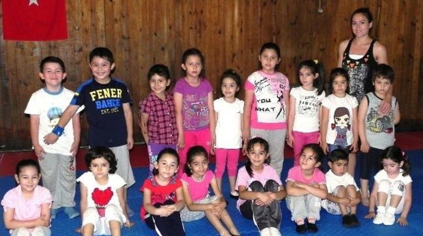 Denizli Belediyespor&rsquo;dan &Uuml;cretsiz Jimnastik Kursu