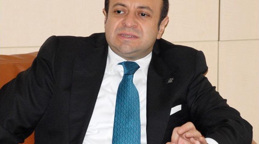 Egemen Bağış: CHP Genel Merkezi'nde Duran Adam &Ccedil;ok Var