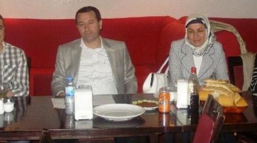Tayini &Ccedil;ıkan Savcı Ve Hakimlere Veda Yemeği