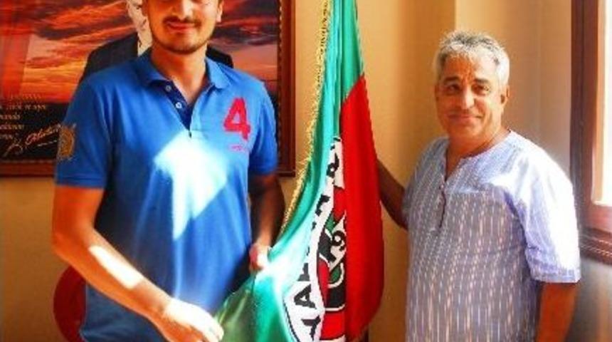 Yalovaspor Transfere Başladı