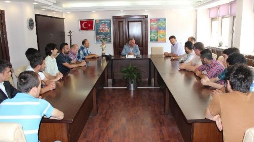 Elmalıkspor Kupayı Başkan Ko&ccedil;al&rsquo;a Getirdi