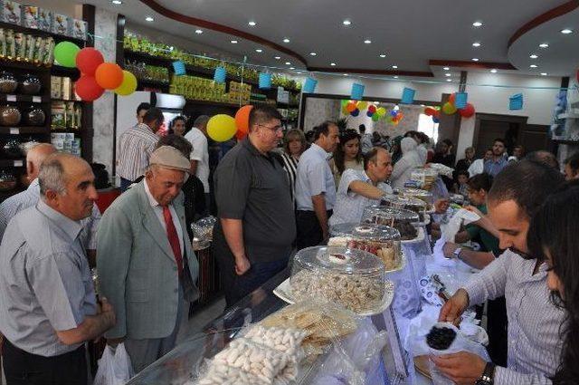 Doğal &Ccedil;iftlik &Uuml;r&uuml;nleri Mağazası A&ccedil;ıldı 2