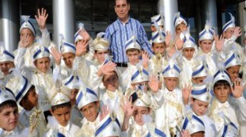 Kepez Belediyesi Bin &Ccedil;ocuğu &Uuml;cretsiz S&uuml;nnet Ettirecek