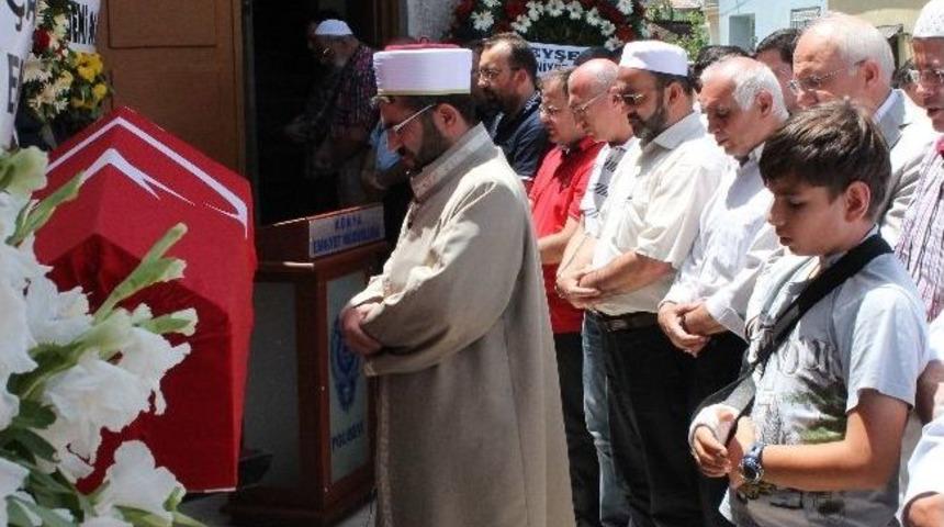 Emniyet Müdürü Kansere Yenildi