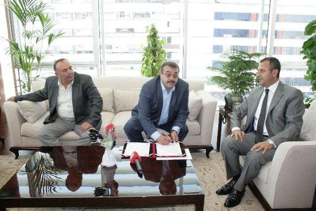 Babaları İ&ccedil;in Okul Yaptıracaklar 1