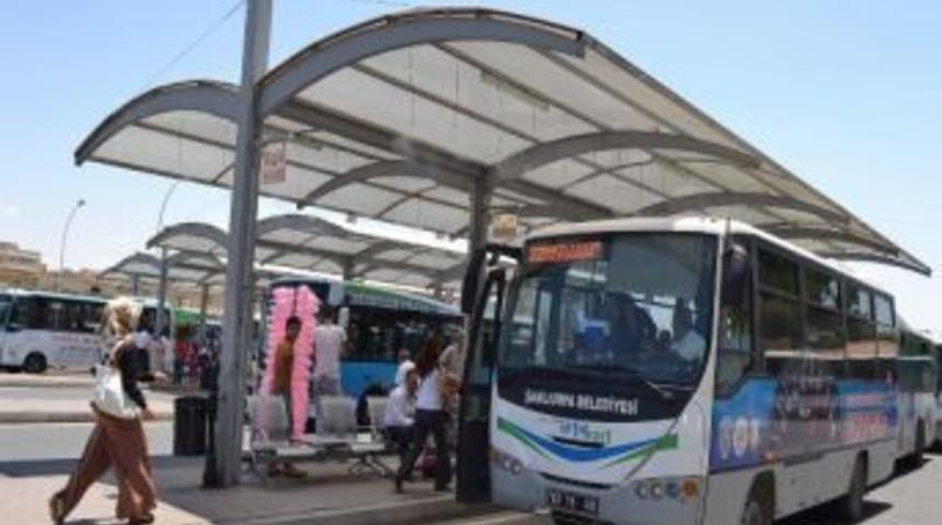 Şanlıurfa&rsquo;da Serinleten Otob&uuml;s Durakları