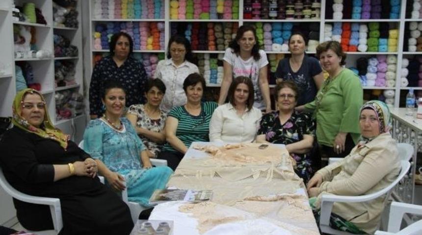 İlkadım'dan Bayanlara "dantel Tasarımı" Semineri