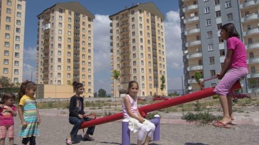 Kocasinan Parkları Karne Hediyesiyle Donattı