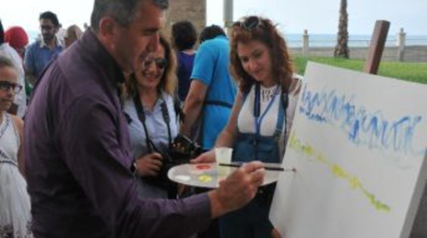 Ak&ccedil;akoca Belediye Başkanı Fikret Albayrak;