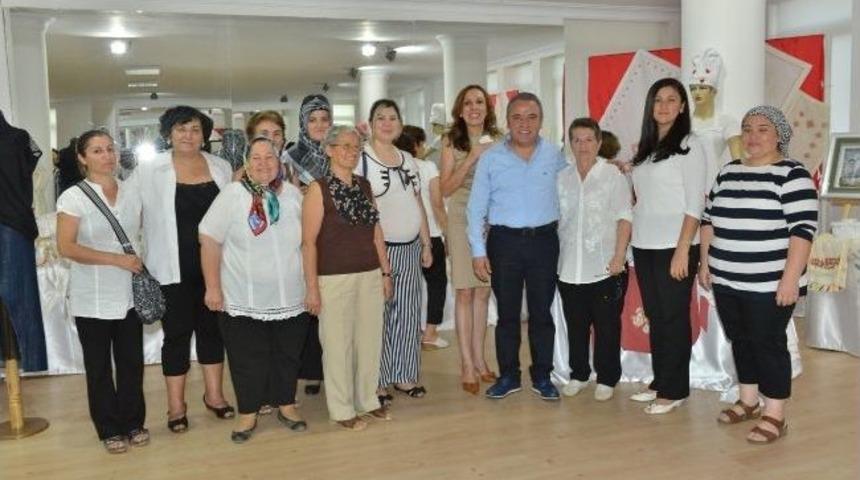 Konyaaltı Sanat Eğitim Merkezi&rsquo;nin Yıl Sonu Sergisi A&ccedil;ıldı