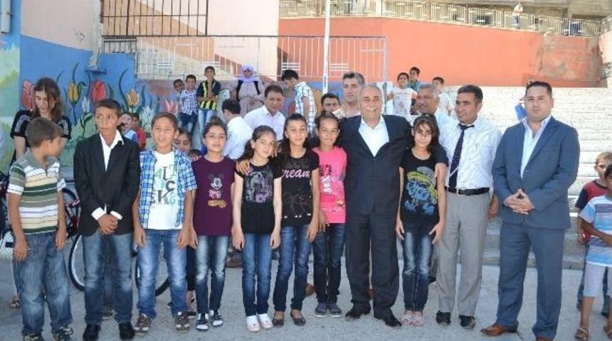 Fakıbaba, Başarılı &Ouml;ğrencilere Bisiklet Hediye Etti